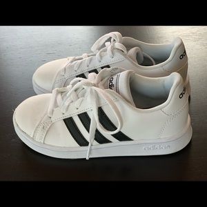 Adidas Grand Court Sneaker — Kids (size 13K)